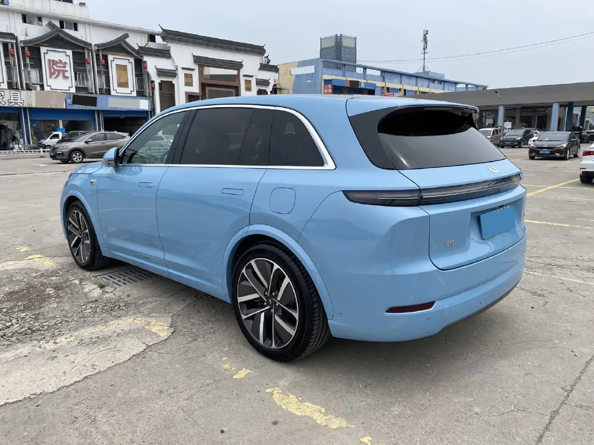 2024 Li L8 Range Extended 154HP REEV 52.3KWH,autocango,china used car exporter,china ev exporter,chinese used car exporter,chinese used ev exporter