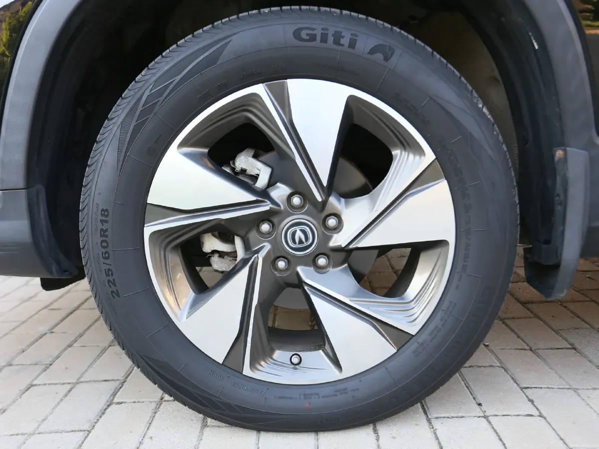 2021 ChangAn CS75 1.5T 178HP L4 7DCT,autocango,china used car exporter,china ev exporter,chinese used car exporter,chinese used ev exporter