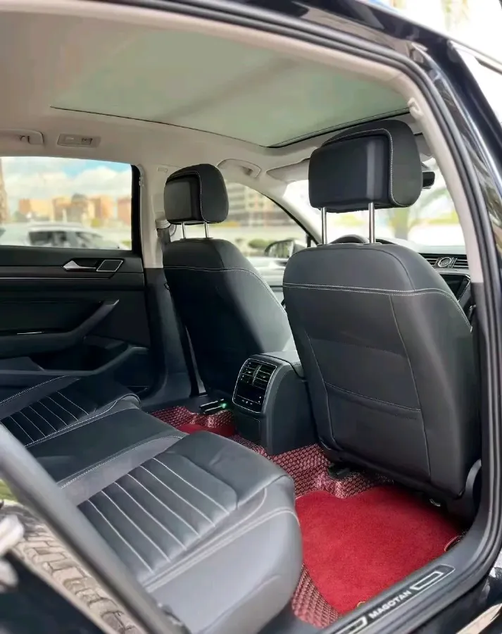 2020 Volkswagen Magotan 2.0T 186HP L4 7DCT,autocango,china used car exporter,china ev exporter,chinese used car exporter,chinese used ev exporter