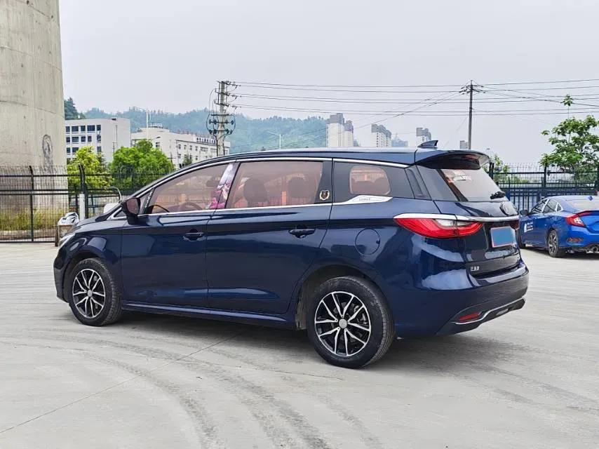 2017 BYD Song MAX 1.5T 154HP L4 6DCT,autocango,china used car exporter,china ev exporter,chinese used car exporter,chinese used ev exporter