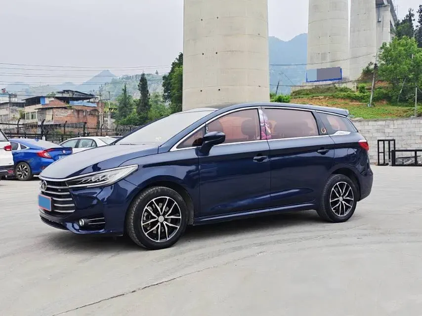 2017 BYD Song MAX 1.5T 154HP L4 6DCT,autocango,china used car exporter,china ev exporter,chinese used car exporter,chinese used ev exporter