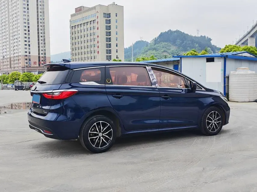 2017 BYD Song MAX 1.5T 154HP L4 6DCT,autocango,china used car exporter,china ev exporter,chinese used car exporter,chinese used ev exporter