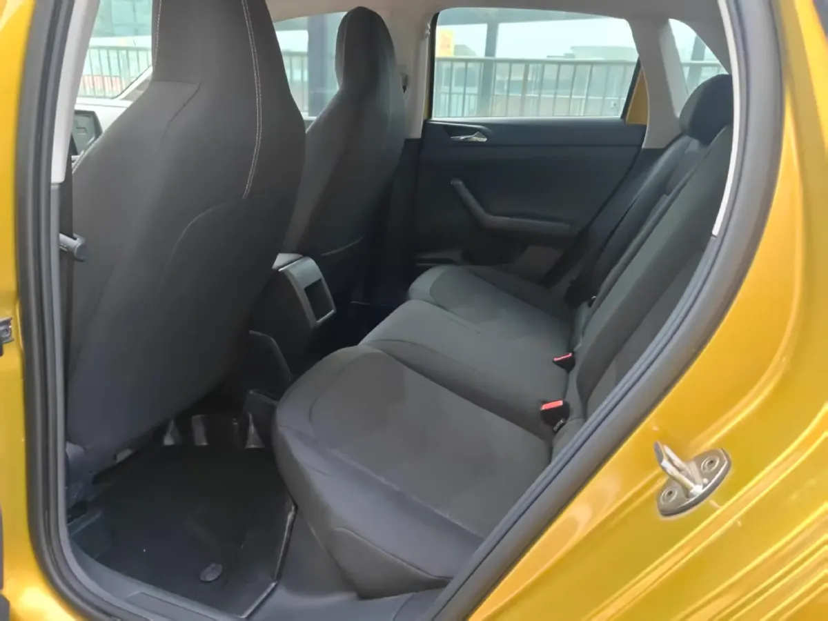 2019 Volkswagen Polo 1.5L 113HP L4 6AT,autocango,china used car exporter,china ev exporter,chinese used car exporter,chinese used ev exporter