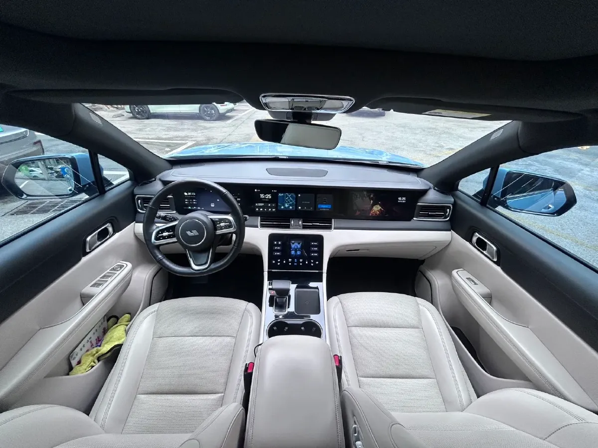 2021 Li ONE Range Extended 131HP REEV 40.5KWH,autocango,china used car exporter,china ev exporter,chinese used car exporter,chinese used ev exporter
