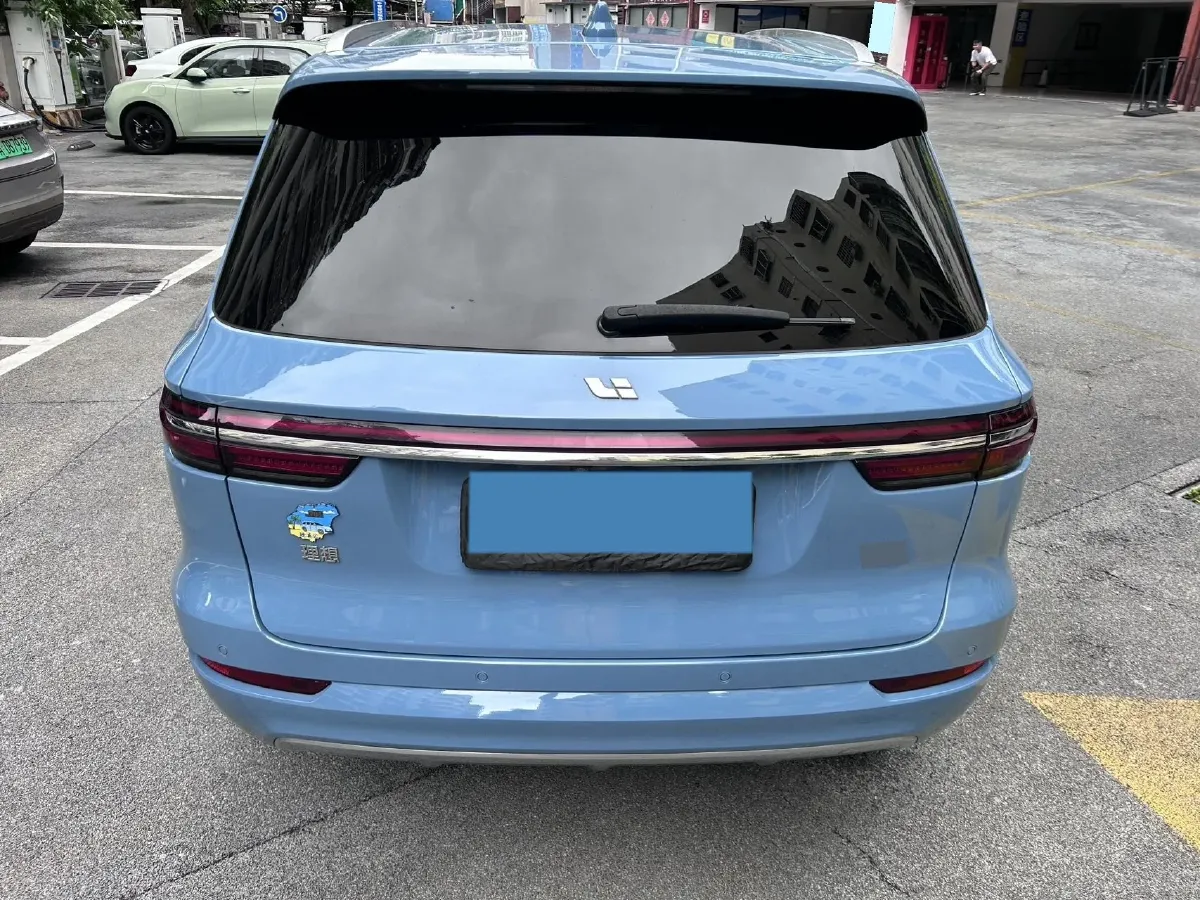 2021 Li ONE Range Extended 131HP REEV 40.5KWH,autocango,china used car exporter,china ev exporter,chinese used car exporter,chinese used ev exporter
