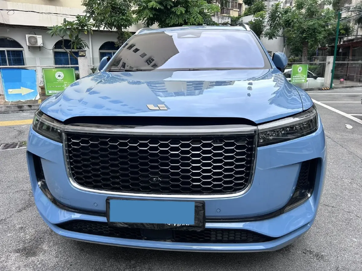 2021 Li ONE Range Extended 131HP REEV 40.5KWH,autocango,china used car exporter,china ev exporter,chinese used car exporter,chinese used ev exporter