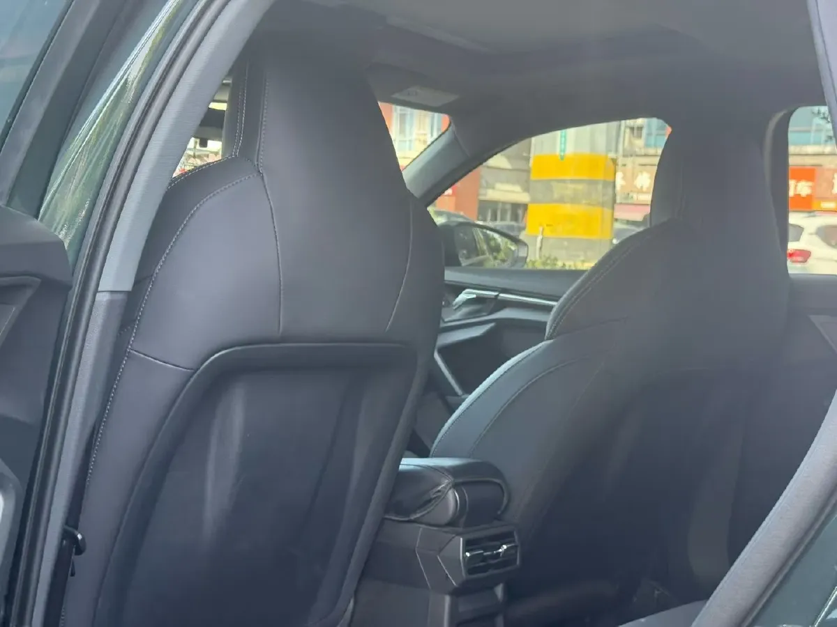 2022 Audi A3 1.4T 150HP L4 7DCT,autocango,china used car exporter,china ev exporter,chinese used car exporter,chinese used ev exporter