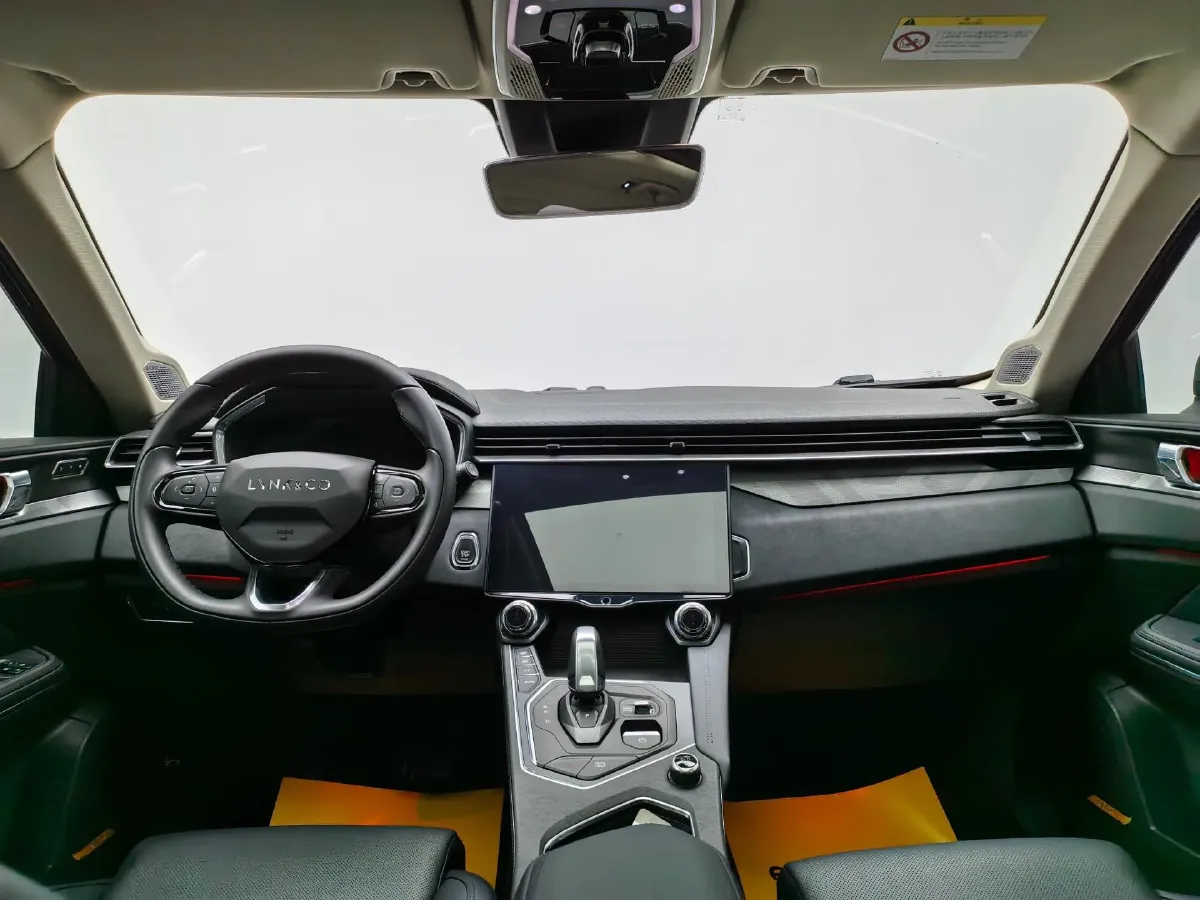 2021 LYNK&CO 01 2.0T 218HP L4 8AT,autocango,china used car exporter,china ev exporter,chinese used car exporter,chinese used ev exporter