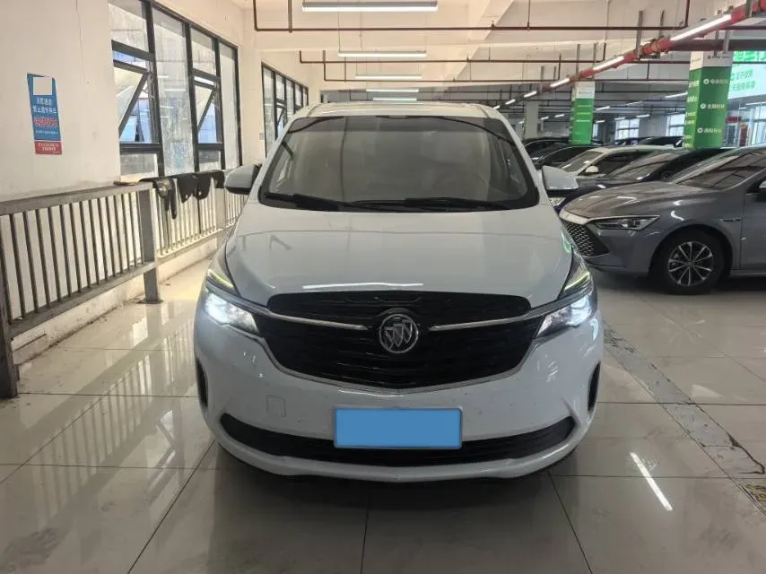 2022 Buick GL8 2.0T 237HP L4 9AT,autocango,china used car exporter,china ev exporter,chinese used car exporter,chinese used ev exporter