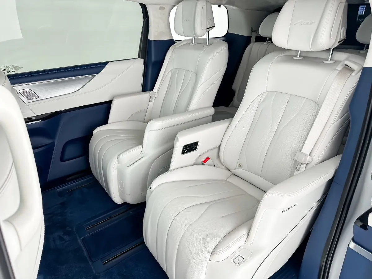 2024 Buick GL8 1.5T 180HP L4 2DHT PHEV 24.4KWH,autocango,china used car exporter,china ev exporter,chinese used car exporter,chinese used ev exporter
