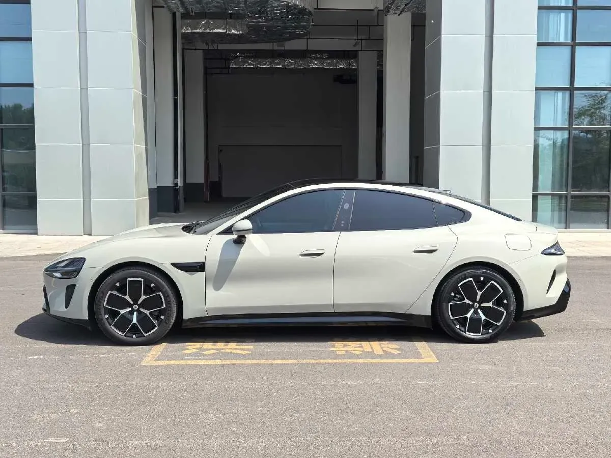2024 MI SU7 BEV 73.6KWH,autocango,china used car exporter,china ev exporter,chinese used car exporter,chinese used ev exporter