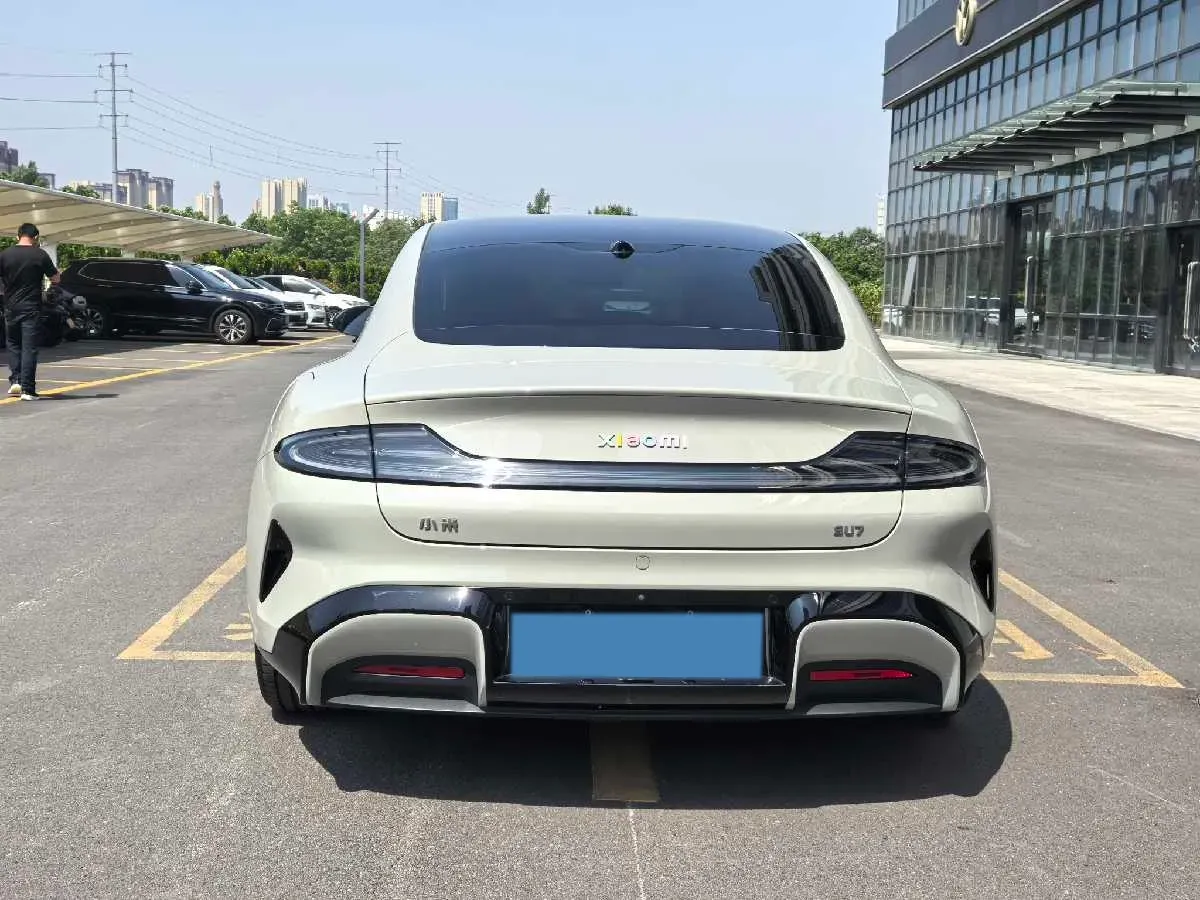2024 MI SU7 BEV 73.6KWH,autocango,china used car exporter,china ev exporter,chinese used car exporter,chinese used ev exporter