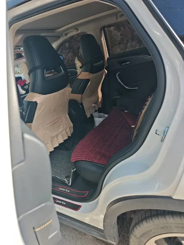 2019 Bestune T77 1.2T 143HP L4 7DCT,autocango,china used car exporter,china ev exporter,chinese used car exporter,chinese used ev exporter
