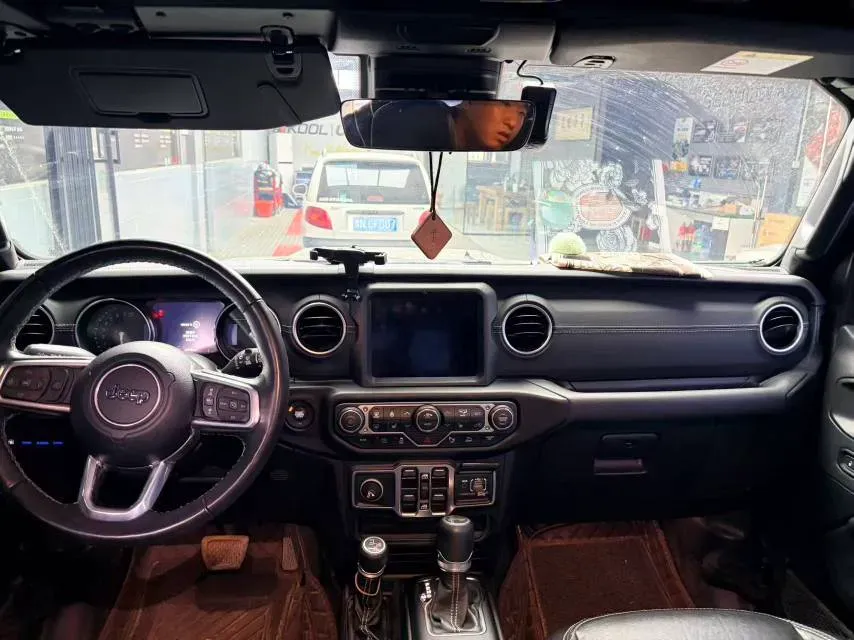 2021 Jeep Wrangler 2.0T 266HP L4 8AT PHEV 17KWH,autocango,china used car exporter,china ev exporter,chinese used car exporter,chinese used ev exporter
