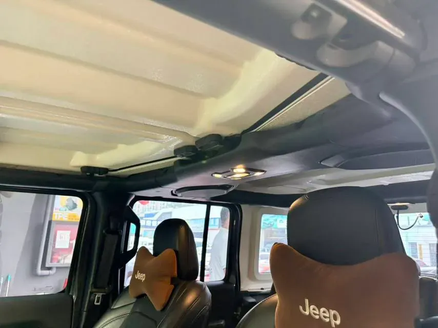 2021 Jeep Wrangler 2.0T 266HP L4 8AT PHEV 17KWH,autocango,china used car exporter,china ev exporter,chinese used car exporter,chinese used ev exporter