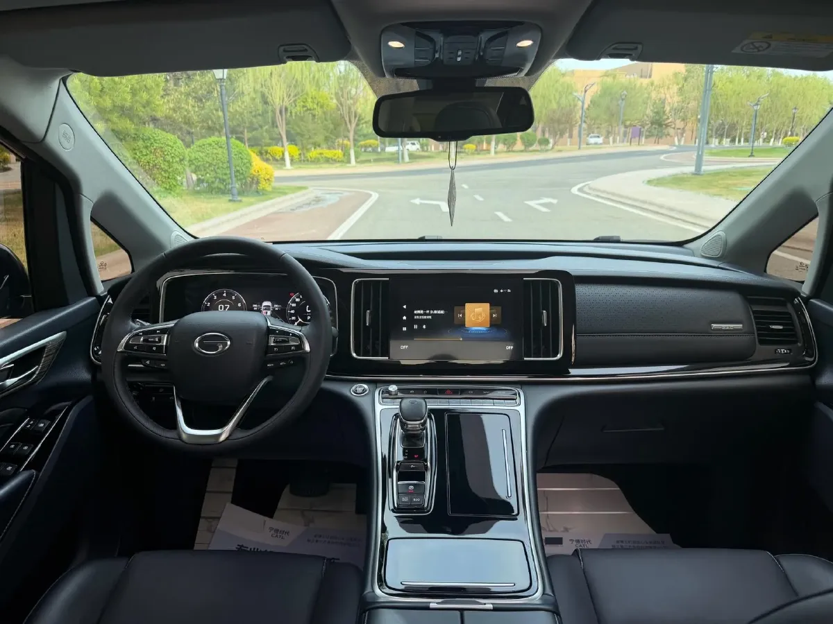 2023 GAC Trumpchi M8 2.0T 252HP L4 8AT,autocango,china used car exporter,china ev exporter,chinese used car exporter,chinese used ev exporter