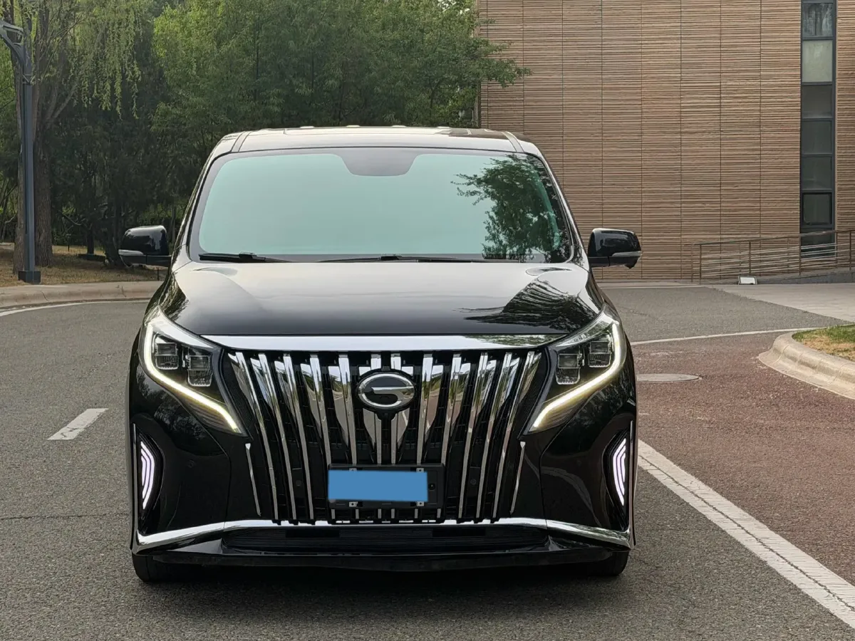 2023 GAC Trumpchi M8 2.0T 252HP L4 8AT,autocango,china used car exporter,china ev exporter,chinese used car exporter,chinese used ev exporter