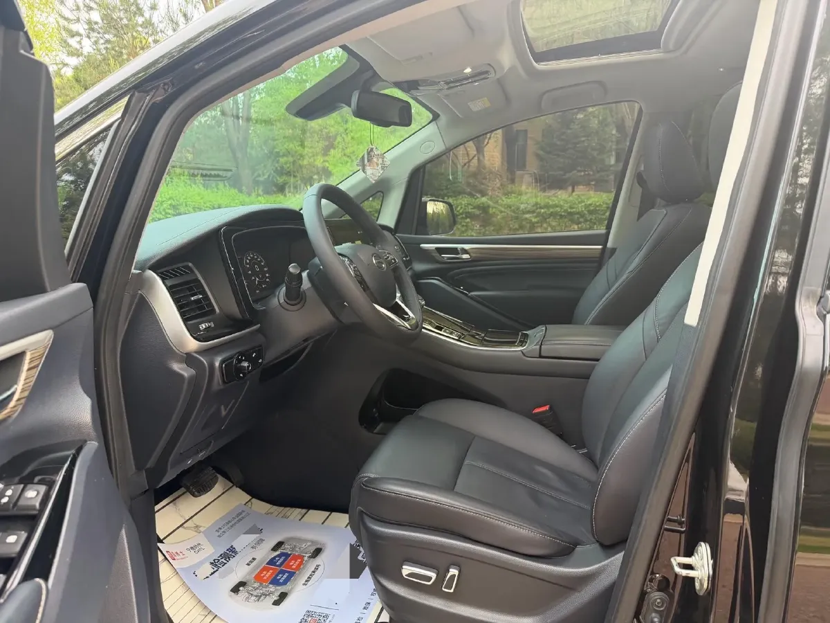 2023 GAC Trumpchi M8 2.0T 252HP L4 8AT,autocango,china used car exporter,china ev exporter,chinese used car exporter,chinese used ev exporter
