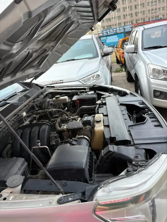 2019 Nissan Navara 2.5L 193HP L4 6MT,autocango,china used car exporter,china ev exporter,chinese used car exporter,chinese used ev exporter