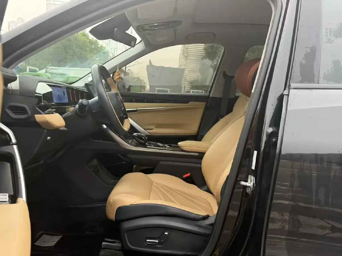 2023 Geely StarRay 1.5T 181HP L4 7DCT,autocango,china used car exporter,china ev exporter,chinese used car exporter,chinese used ev exporter