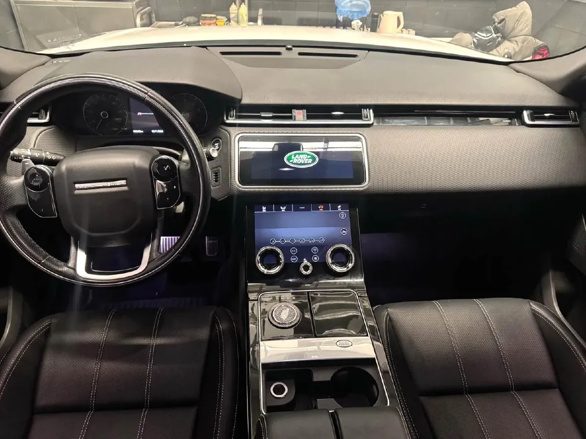 2020 Land Rover Range Rover Velar 2.0T 250HP L4 8AT,autocango,china used car exporter,china ev exporter,chinese used car exporter,chinese used ev exporter
