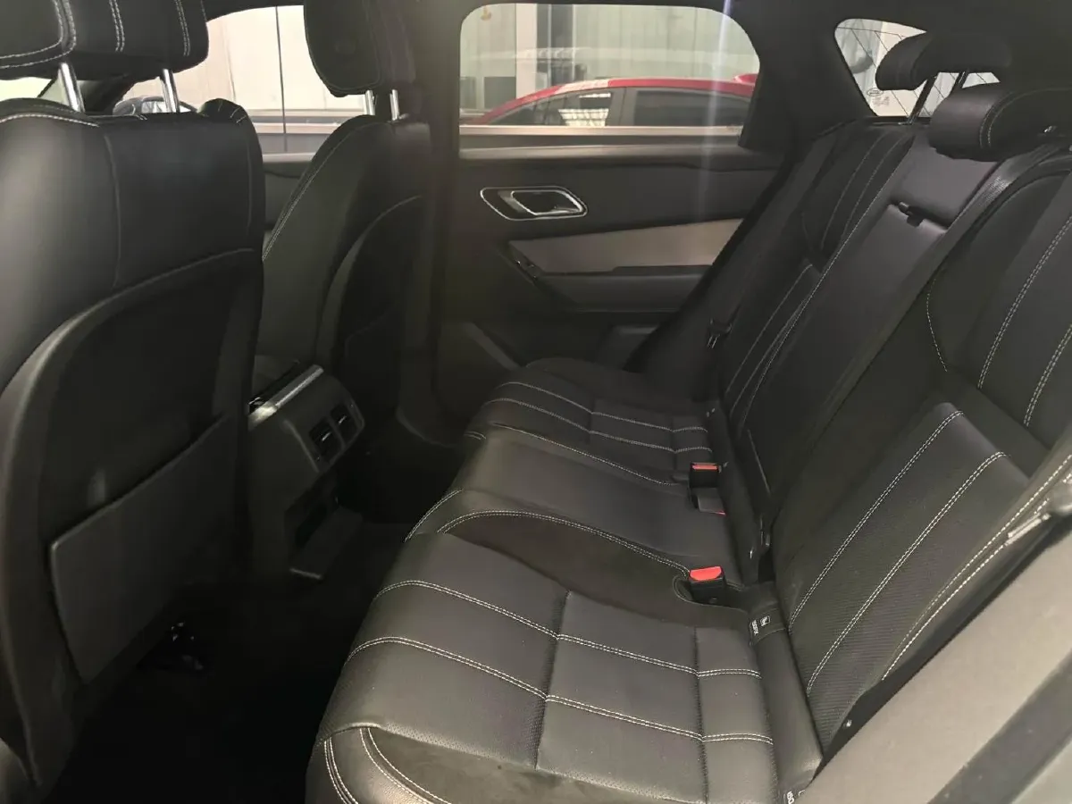2020 Land Rover Range Rover Velar 2.0T 250HP L4 8AT,autocango,china used car exporter,china ev exporter,chinese used car exporter,chinese used ev exporter