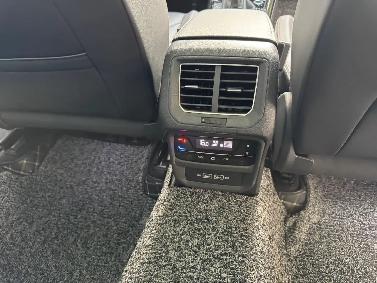 2022 Volkswagen Tayron 1.4T 150HP L4 7DCT,autocango,china used car exporter,china ev exporter,chinese used car exporter,chinese used ev exporter