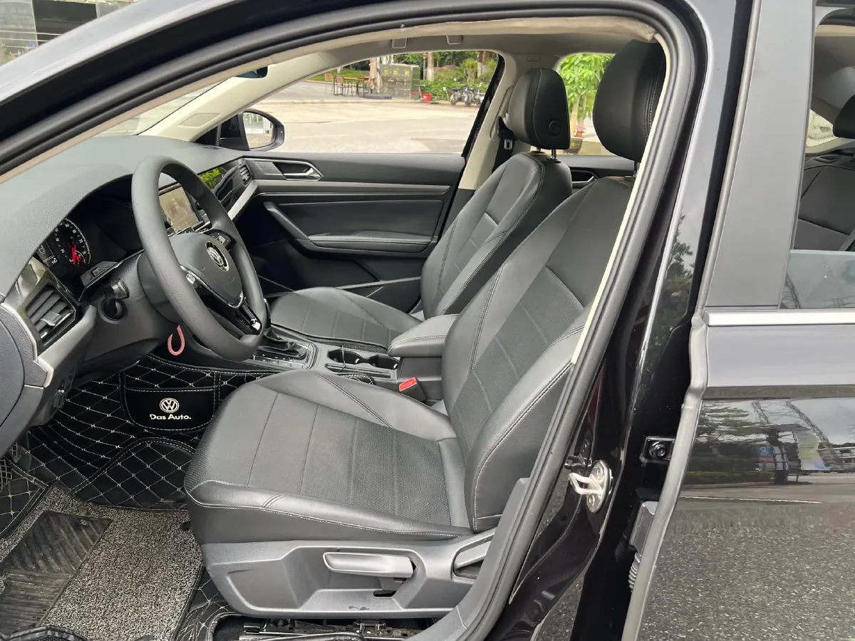 2018 Volkswagen Lavida 1.2T 116HP L4 7DCT,autocango,china used car exporter,china ev exporter,chinese used car exporter,chinese used ev exporter