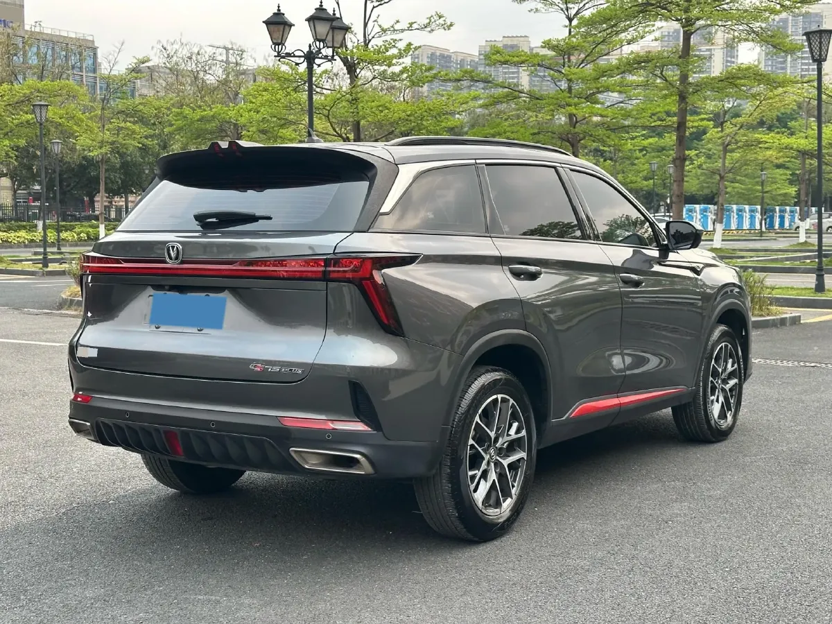2022 ChangAn CS75 Plus 1.5T 188HP L4 8AT,autocango,china used car exporter,china ev exporter,chinese used car exporter,chinese used ev exporter