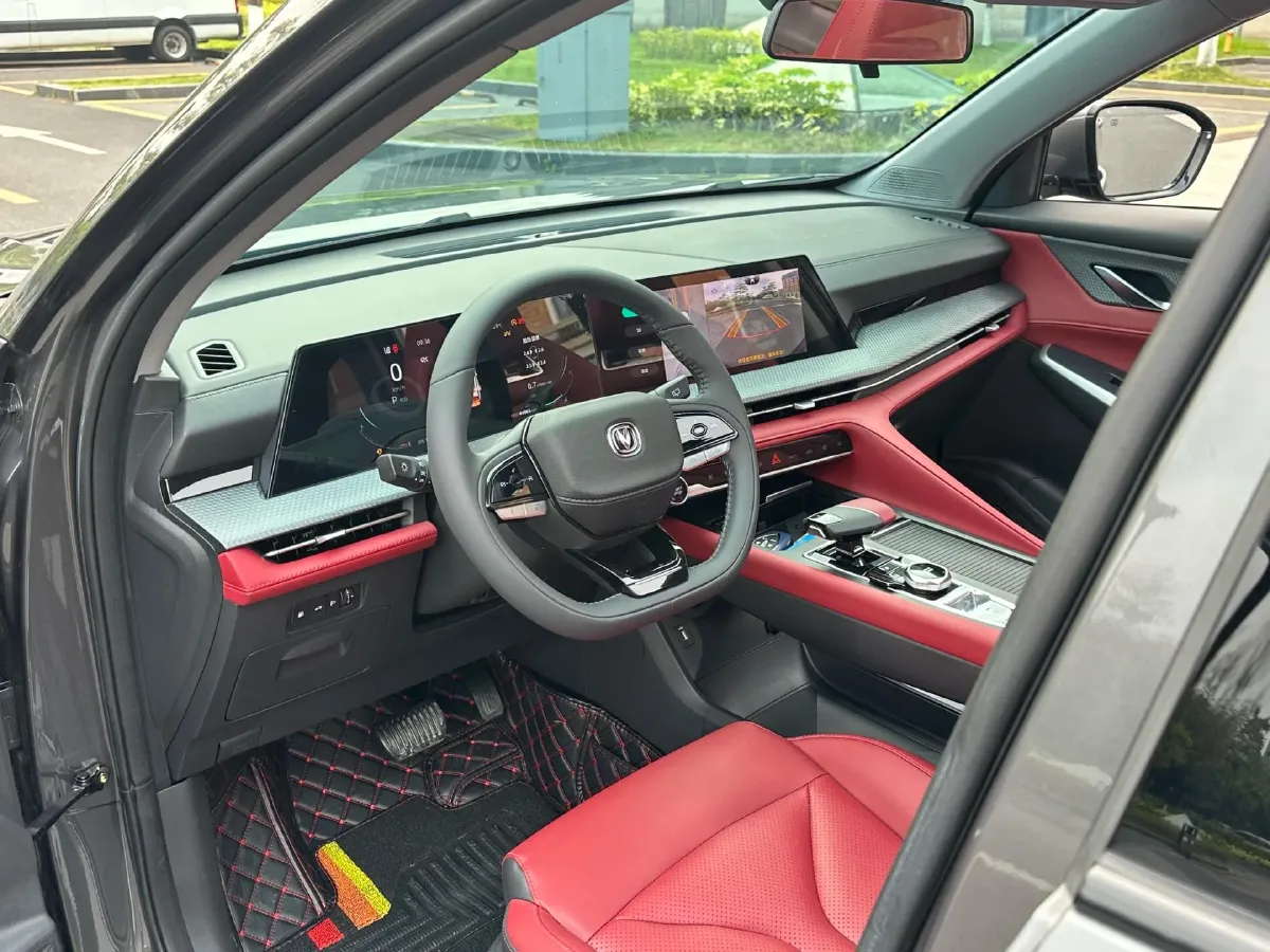 2022 ChangAn CS75 Plus 1.5T 188HP L4 8AT,autocango,china used car exporter,china ev exporter,chinese used car exporter,chinese used ev exporter