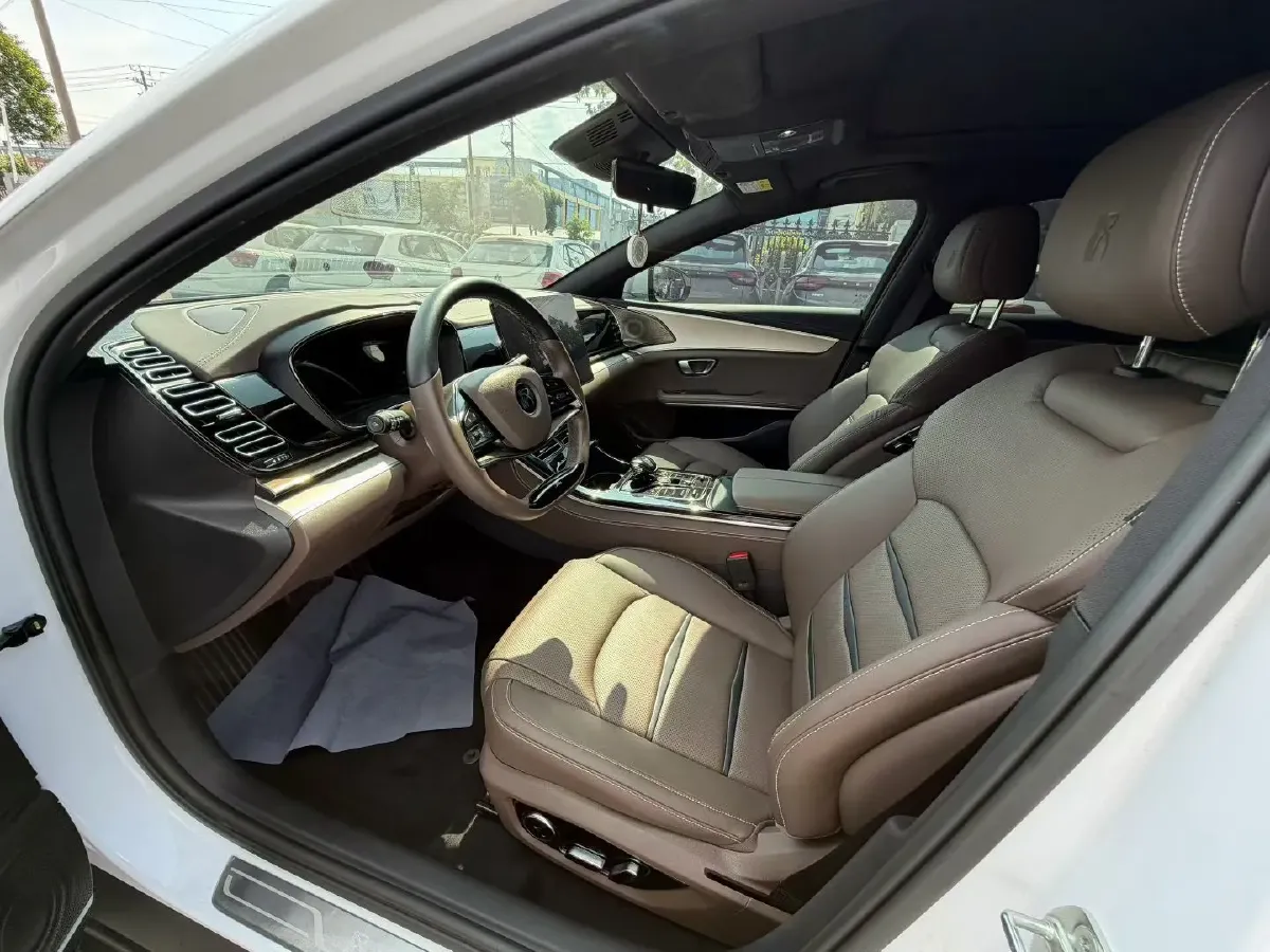 2021 BYD Han BEV 64.8KWH,autocango,china used car exporter,china ev exporter,chinese used car exporter,chinese used ev exporter
