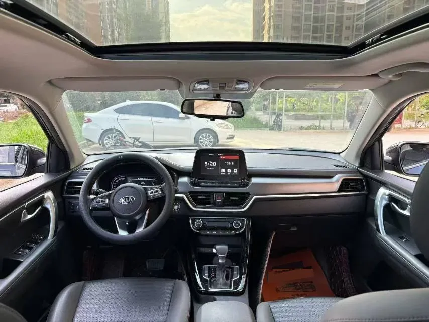 2018 Kia Sportage R 2.0L 160HP L4 6AT,autocango,china used car exporter,china ev exporter,chinese used car exporter,chinese used ev exporter