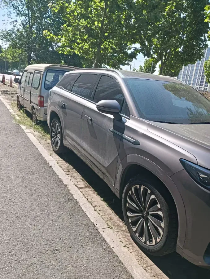 2023 Chery Tiggo 9 2.0T 261HP L4 7DCT,autocango,china used car exporter,china ev exporter,chinese used car exporter,chinese used ev exporter