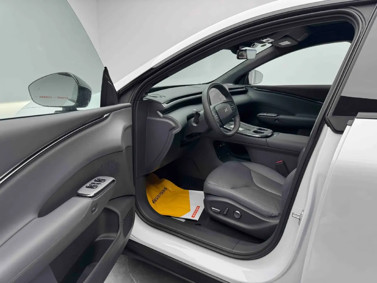 2025 Xpeng G7 BEV,autocango,china used car exporter,china ev exporter,chinese used car exporter,chinese used ev exporter