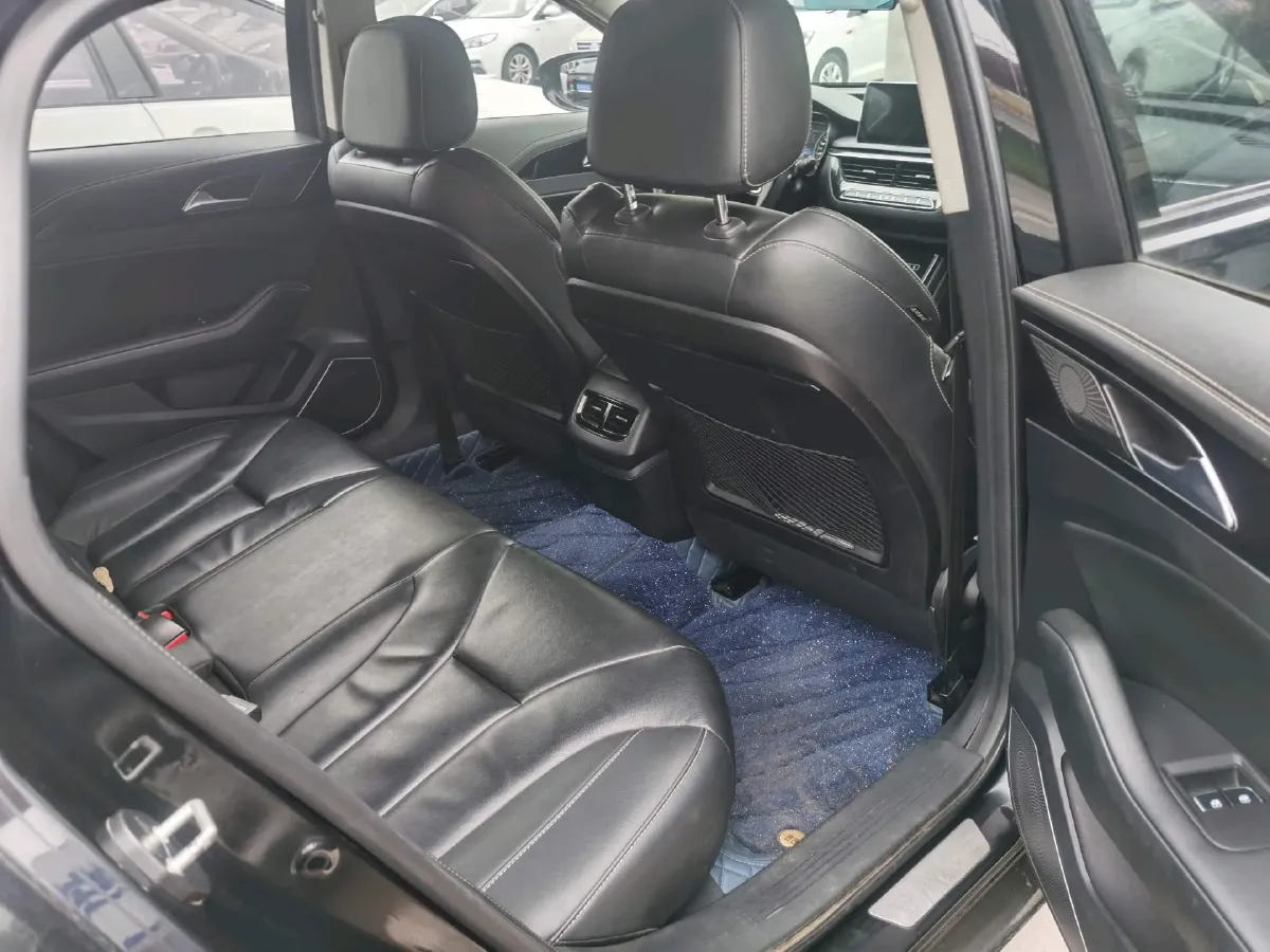 2019 HongQi H5 1.8T 180HP L4 6AT,autocango,china used car exporter,china ev exporter,chinese used car exporter,chinese used ev exporter