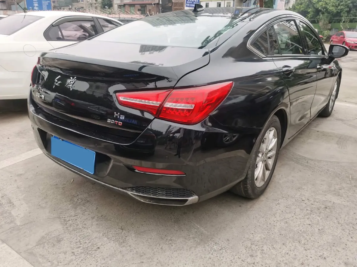 2019 HongQi H5 1.8T 180HP L4 6AT,autocango,china used car exporter,china ev exporter,chinese used car exporter,chinese used ev exporter