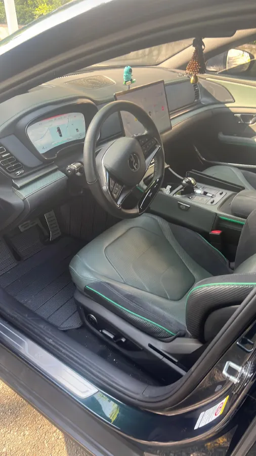 2022 Toyota Highlander 2.5L 192HP L4 E-CVT Hybrid,autocango,china used car exporter,china ev exporter,chinese used car exporter,chinese used ev exporter