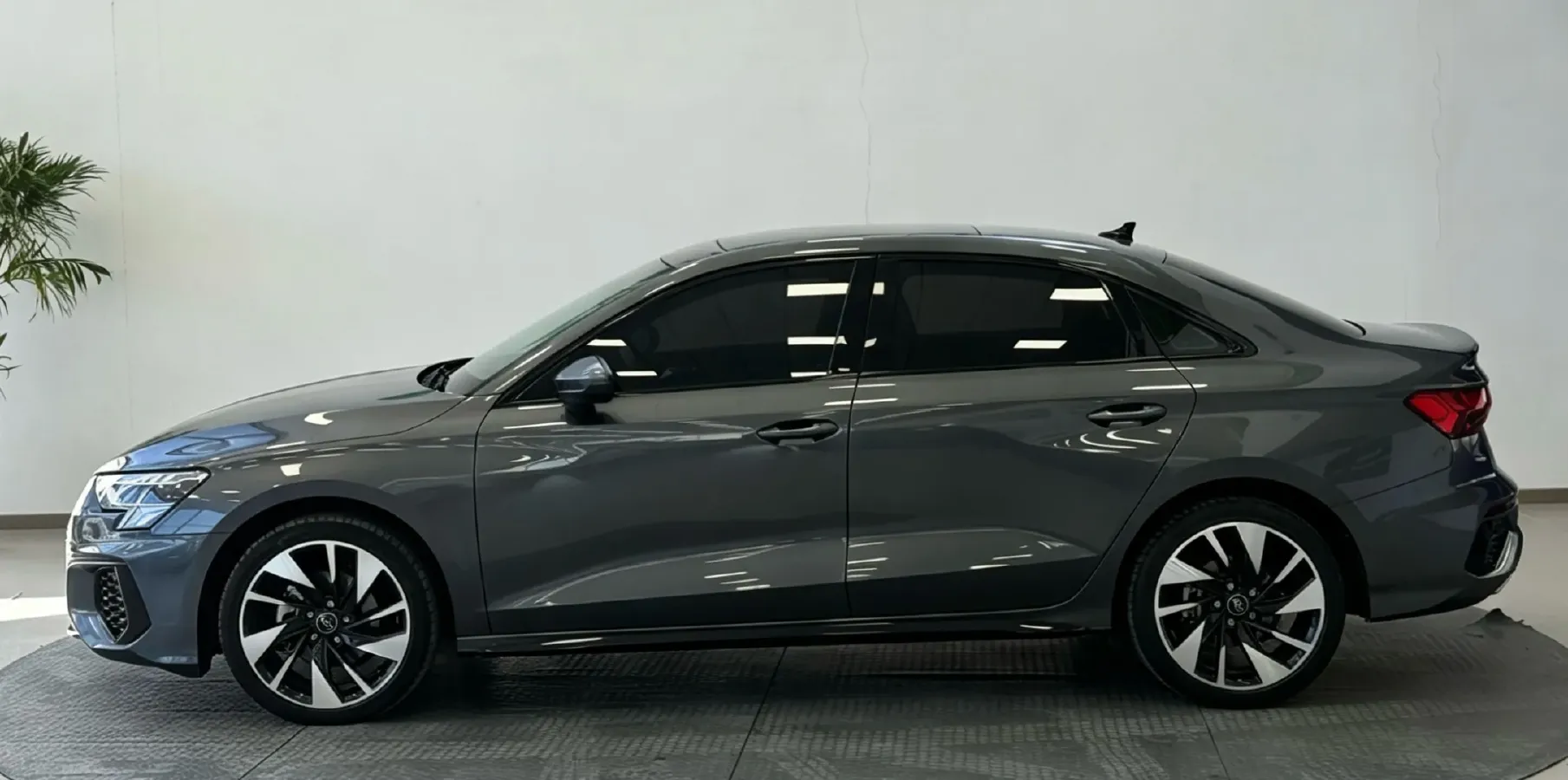 2023 Audi A3 1.4T 150HP L4 7DCT,autocango,china used car exporter,china ev exporter,chinese used car exporter,chinese used ev exporter