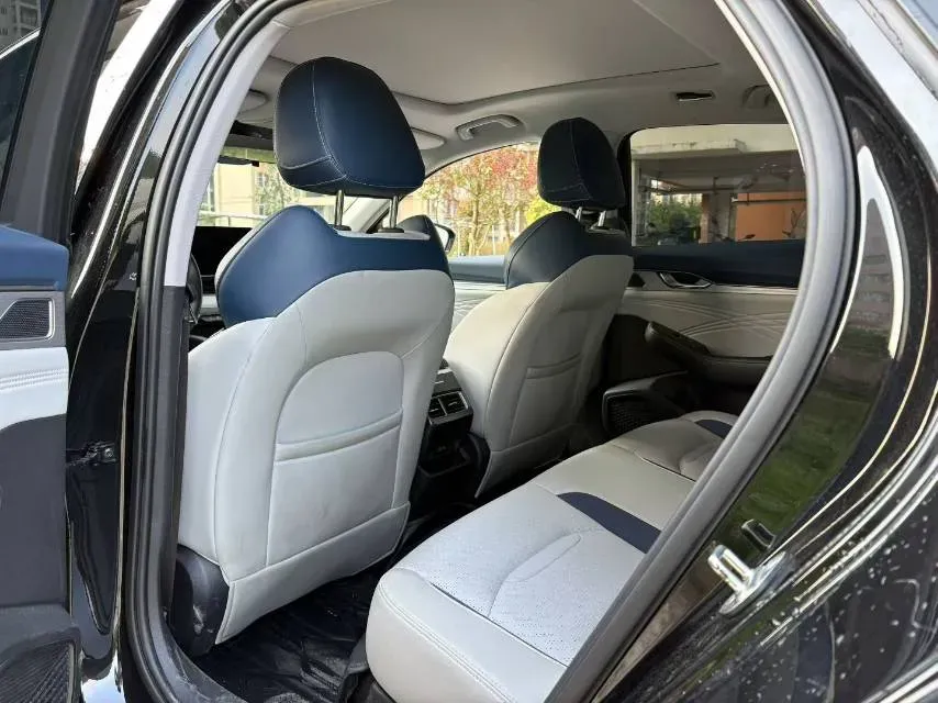 2021 Geely Preface 2.0T 190HP L4 7DCT,autocango,china used car exporter,china ev exporter,chinese used car exporter,chinese used ev exporter