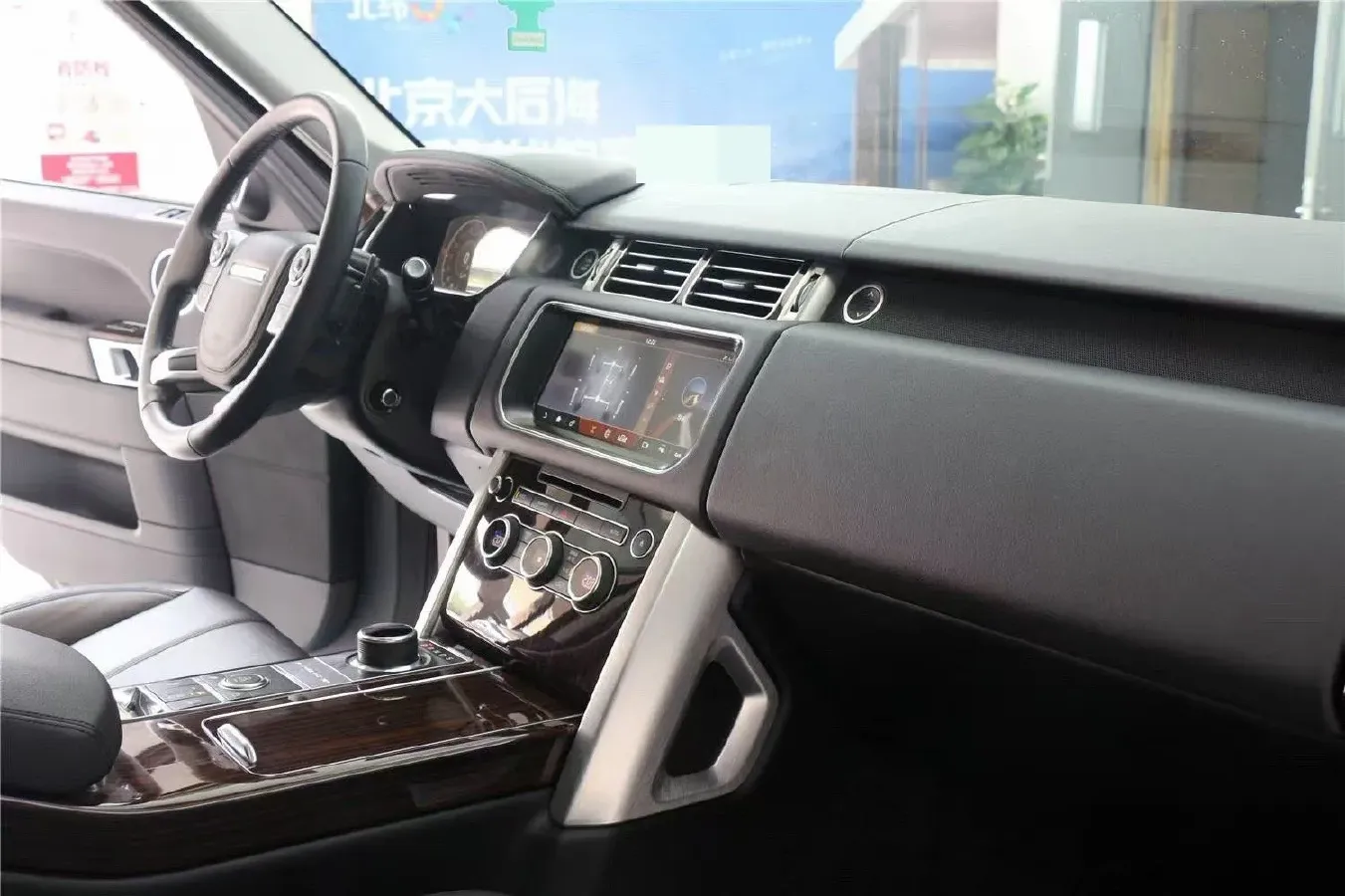 2017 Land Rover Range Rover 3.0T 340HP V6 8AT,autocango,china used car exporter,china ev exporter,chinese used car exporter,chinese used ev exporter