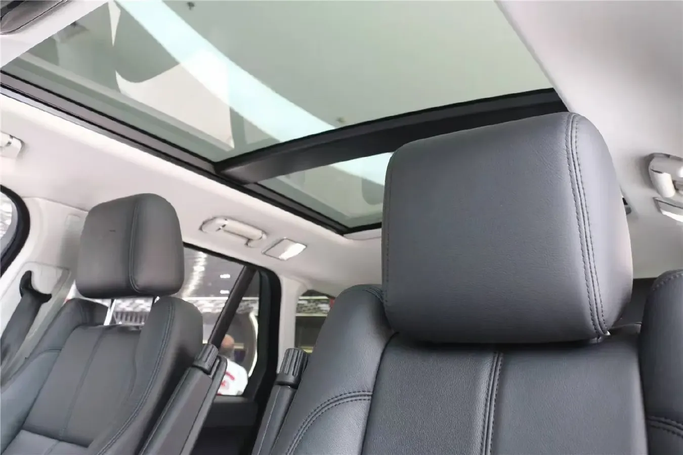 2017 Land Rover Range Rover 3.0T 340HP V6 8AT,autocango,china used car exporter,china ev exporter,chinese used car exporter,chinese used ev exporter