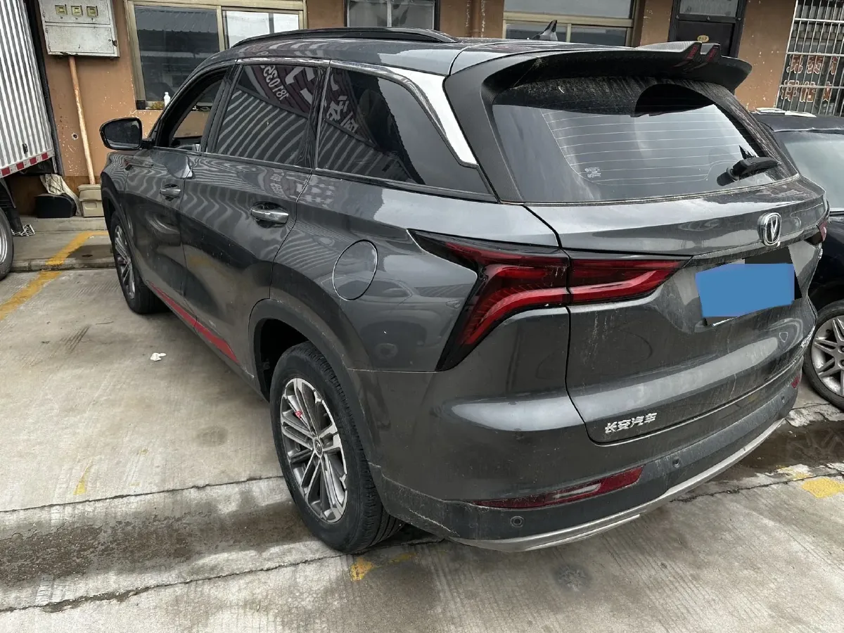 2022 ChangAn CS75 Plus 1.5T 178HP L4 6AT,autocango,china used car exporter,china ev exporter,chinese used car exporter,chinese used ev exporter