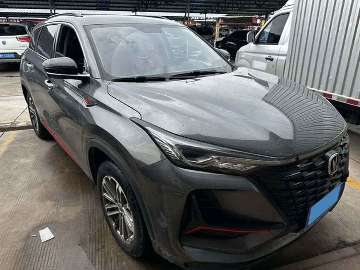 2022 ChangAn CS75 Plus 1.5T 178HP L4 6AT,autocango,china used car exporter,china ev exporter,chinese used car exporter,chinese used ev exporter