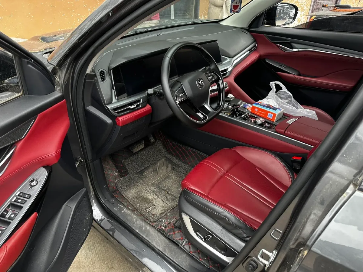 2022 ChangAn CS75 Plus 1.5T 178HP L4 6AT,autocango,china used car exporter,china ev exporter,chinese used car exporter,chinese used ev exporter