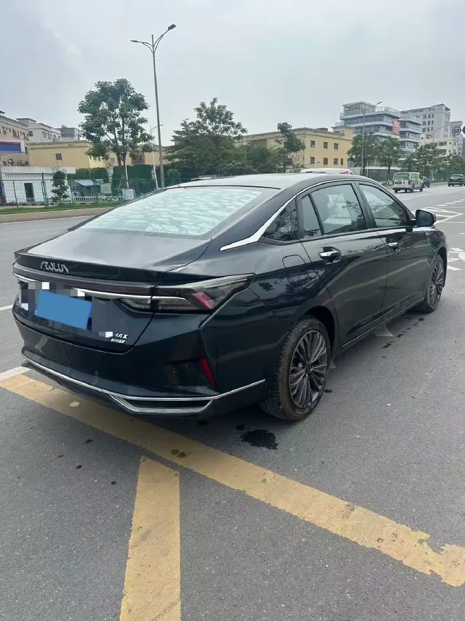 2021 DongFeng Aeolus YiXuan MAX 1.5T 190HP L4 7DCT,autocango,china used car exporter,china ev exporter,chinese used car exporter,chinese used ev exporter
