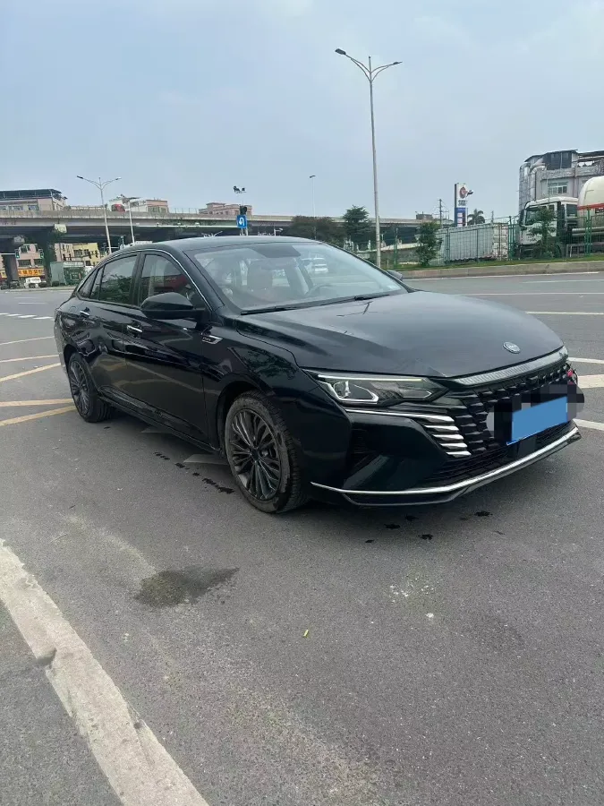 2021 DongFeng Aeolus YiXuan MAX 1.5T 190HP L4 7DCT,autocango,china used car exporter,china ev exporter,chinese used car exporter,chinese used ev exporter