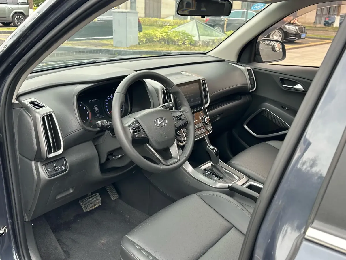 2018 Hyundai ix35 2.0L 160HP L4 6AT,autocango,china used car exporter,china ev exporter,chinese used car exporter,chinese used ev exporter