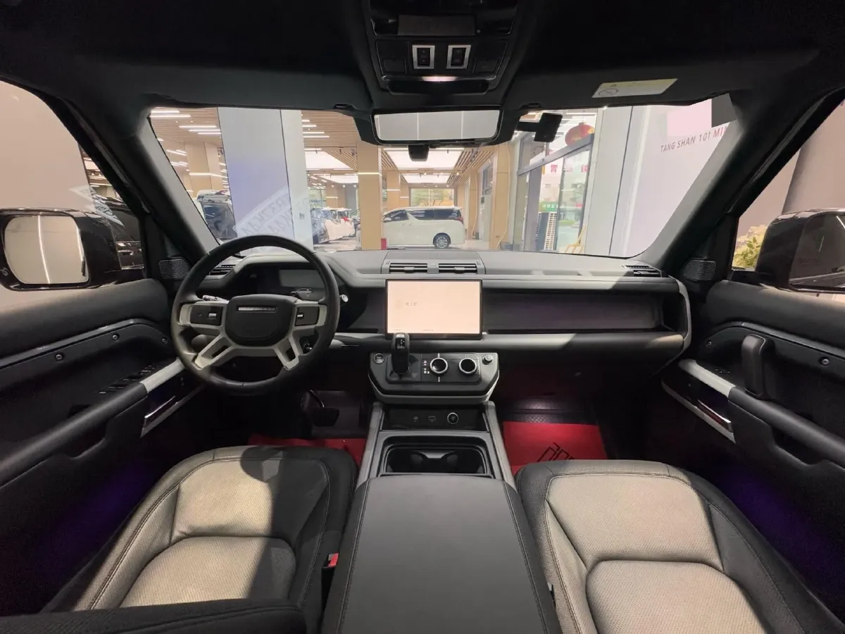2023 Land Rover Defender 3.0T 400HP L6 8AT,autocango,china used car exporter,china ev exporter,chinese used car exporter,chinese used ev exporter