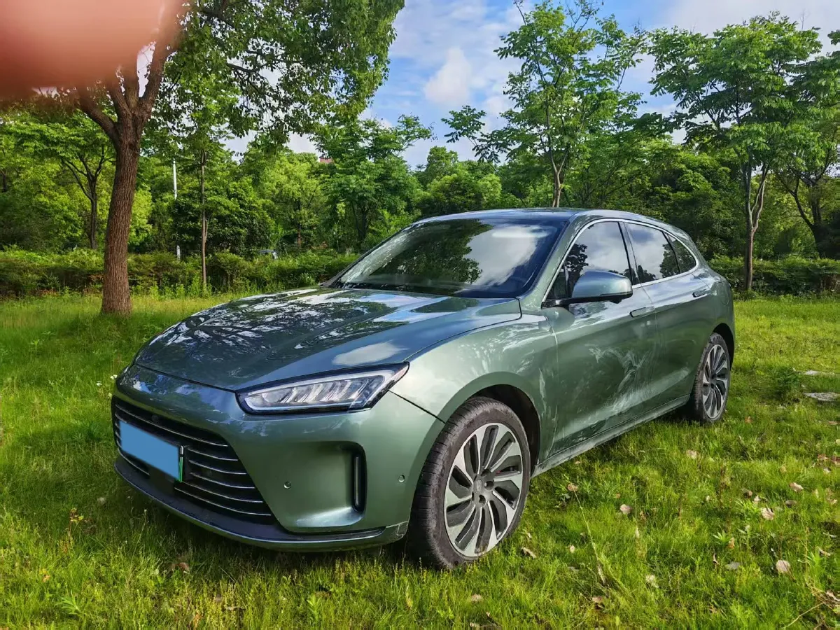 2022 AITO AITO M5 Range Extended 125HP REEV 40KWH,autocango,china used car exporter,china ev exporter,chinese used car exporter,chinese used ev exporter