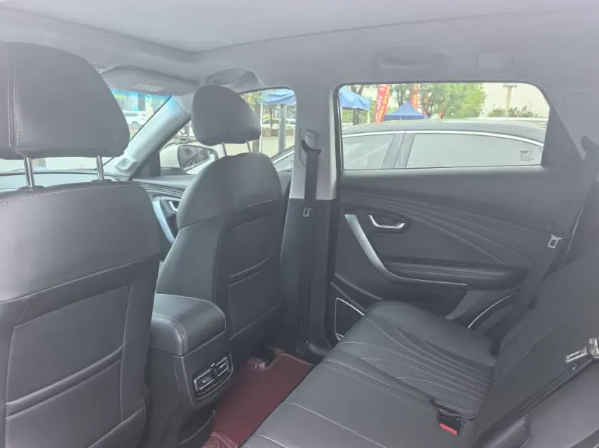 2021 Jetour X70M 1.5T 156HP L4 6DCT,autocango,china used car exporter,china ev exporter,chinese used car exporter,chinese used ev exporter
